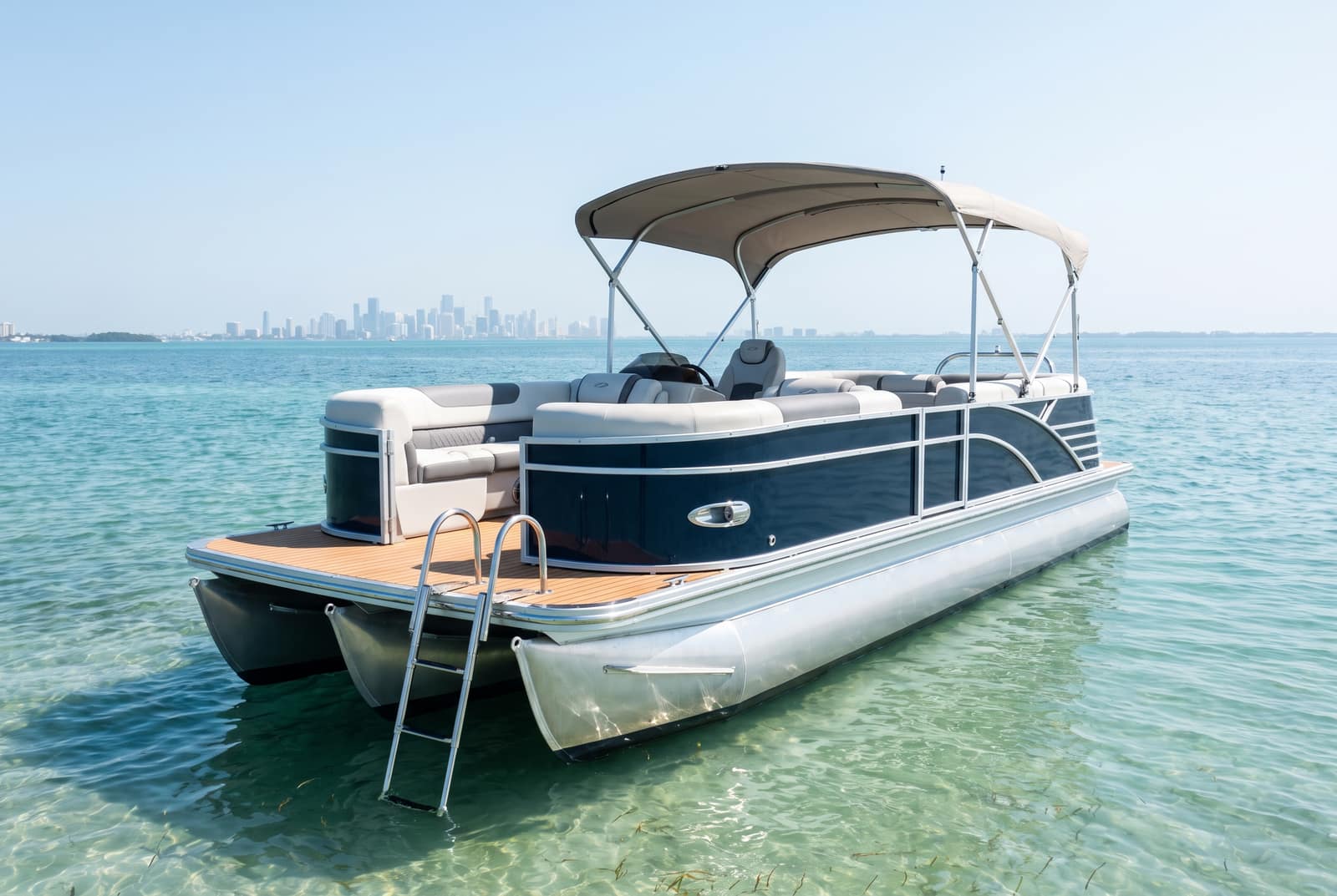 Pontoon boat for rent in Miami on Biscayne Bay